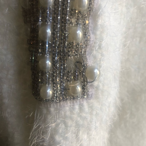 🍈Piperlime Ivory Pearl-embellished Gala Sweater - Picture 8 of 13